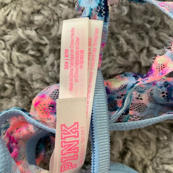 Pink bra - Picture 2 of 2